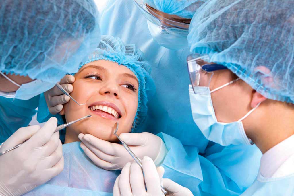 Стоматологическая хирургия в Уфе фото
